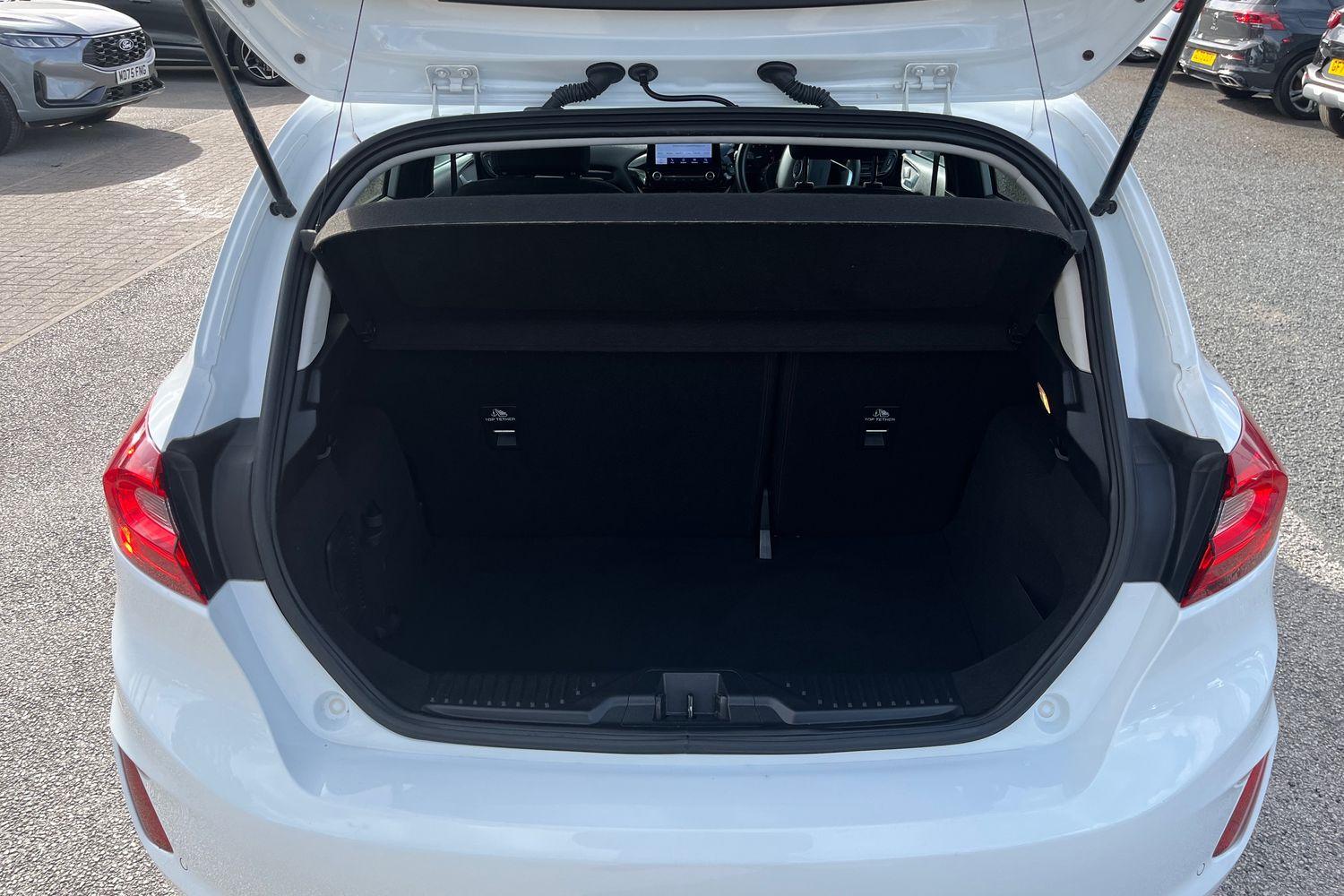 Ford Fiesta Photo 20