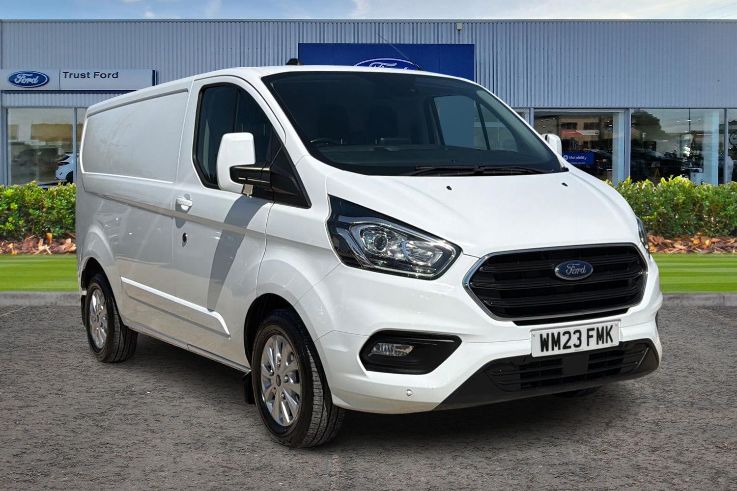 Ford TRANSIT CUSTOM Photo 0