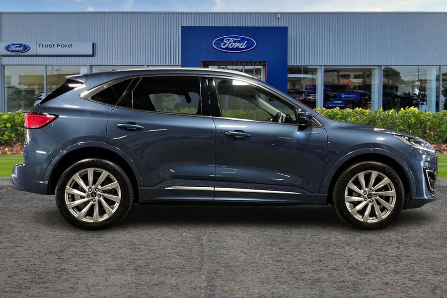 Ford KUGA Photo autoimg-58d6b1b1def835255d8270be191d1dfbcf76f56d.jpg