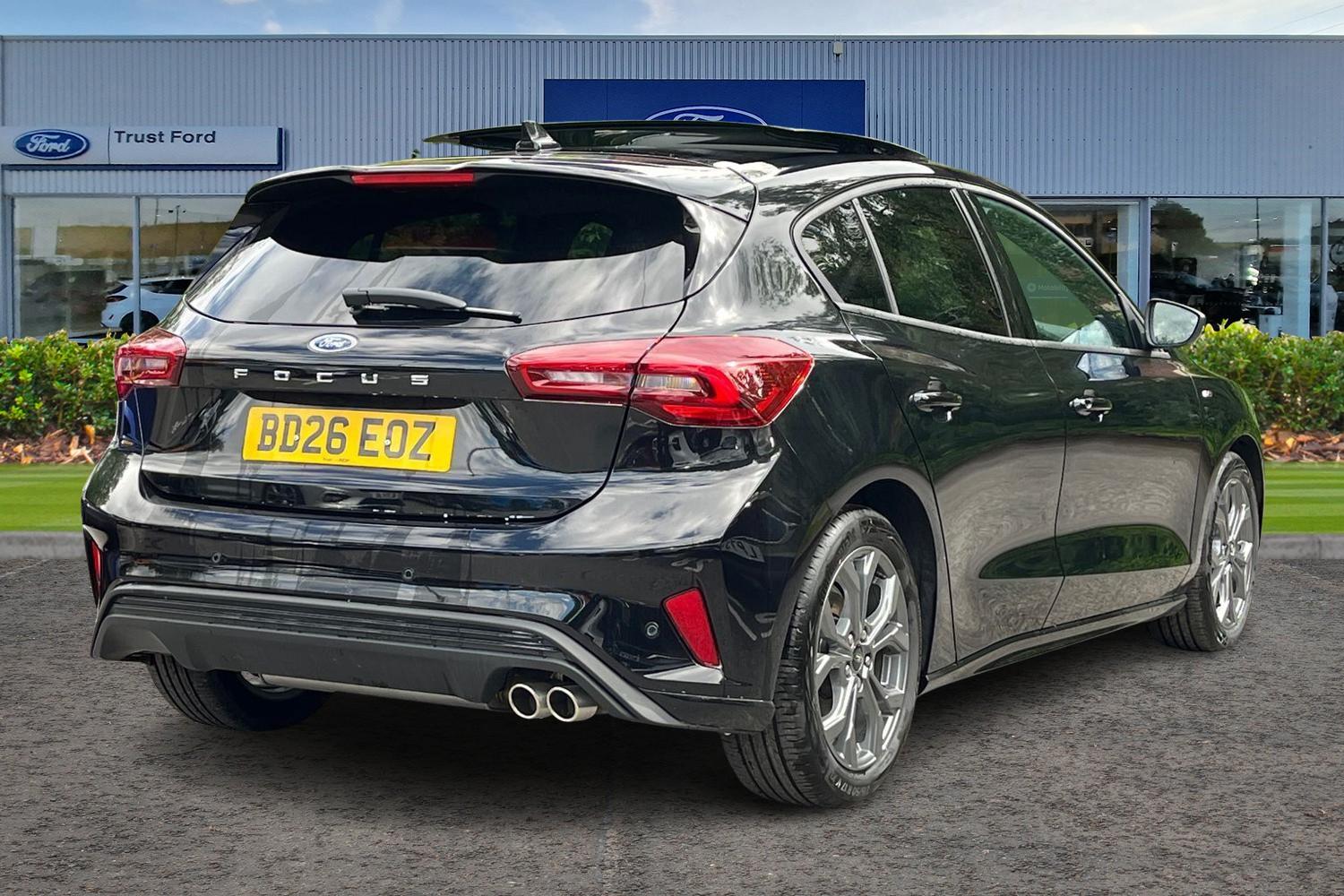 Ford Focus Photo 3