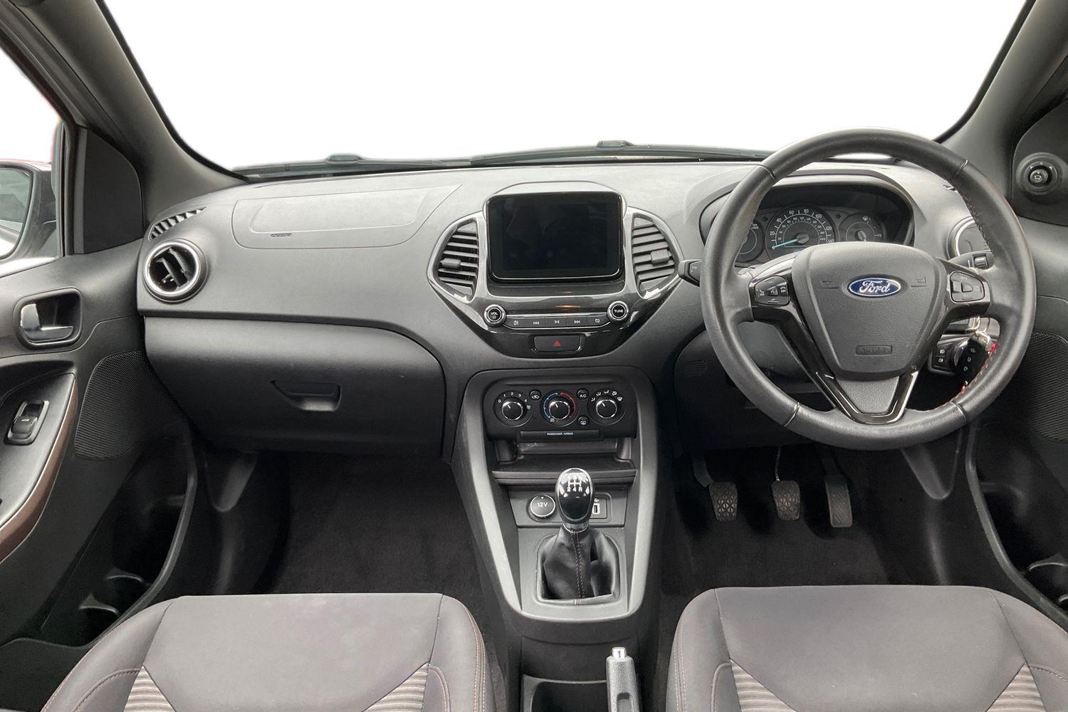 Ford KA+ Photo 9