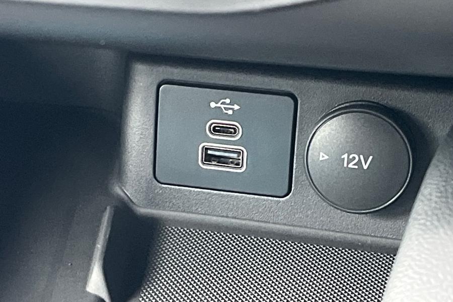 Ford Focus Photo autoimg-58dd3bec4efb875313ae54136dbc6c38bb4dedbe.jpg