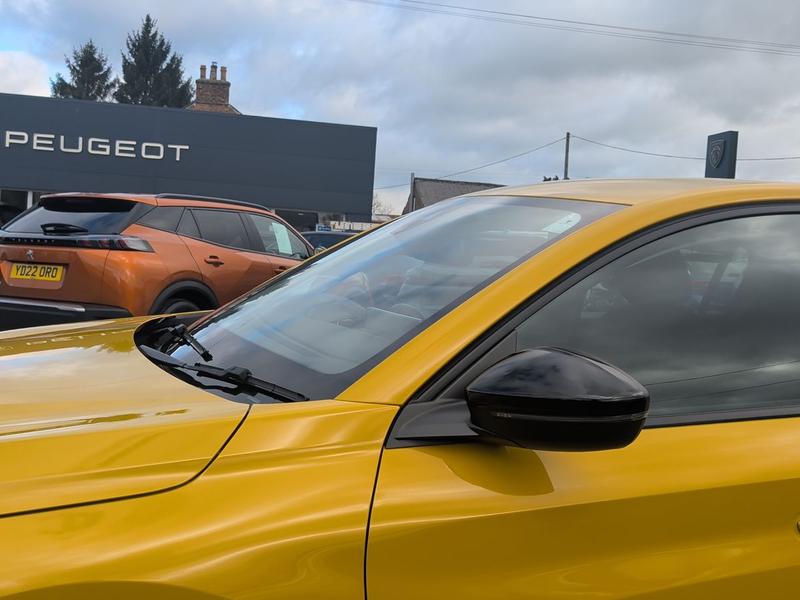 Used Peugeot 208 RO23GKP 25