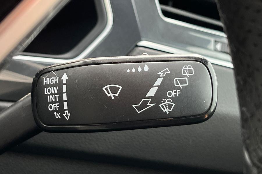 Volkswagen TIGUAN Photo autoimg-58e57f67ada09f7855a65ced4ebb4267dfa1297c.jpg
