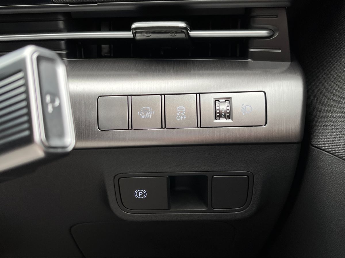 Hyundai KONA Photo 31