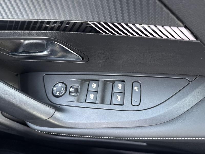 Used Peugeot 2008 LO24AWF 24