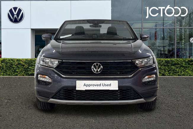 Volkswagen T-Roc Photo 8