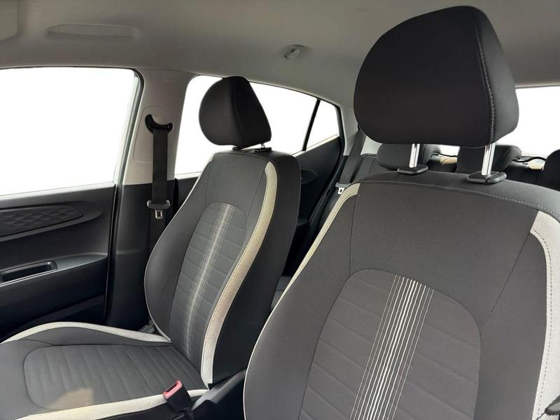 Used Hyundai i10 YC71SXJ 16