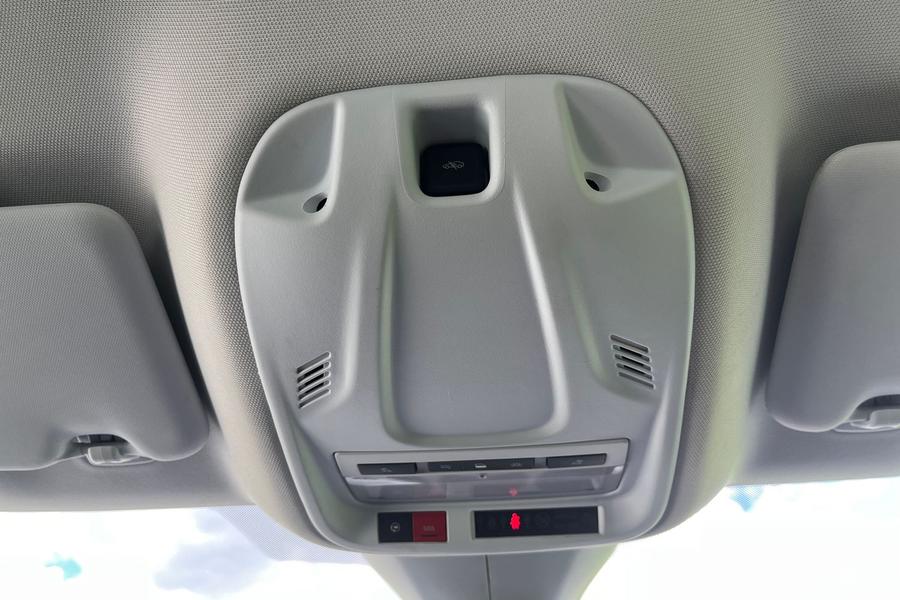 Vauxhall GRANDLAND X Photo autoimg-58ee8632deead1b1f51bc94c1698d874c0d1c07c.jpg