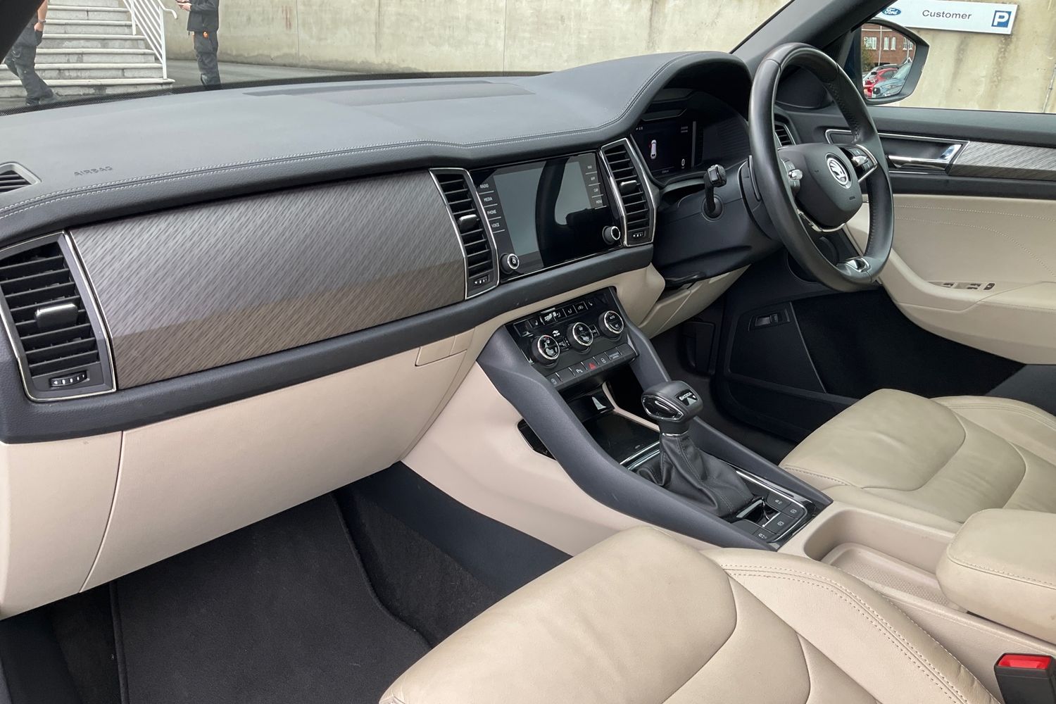 Skoda KODIAQ Photo 17