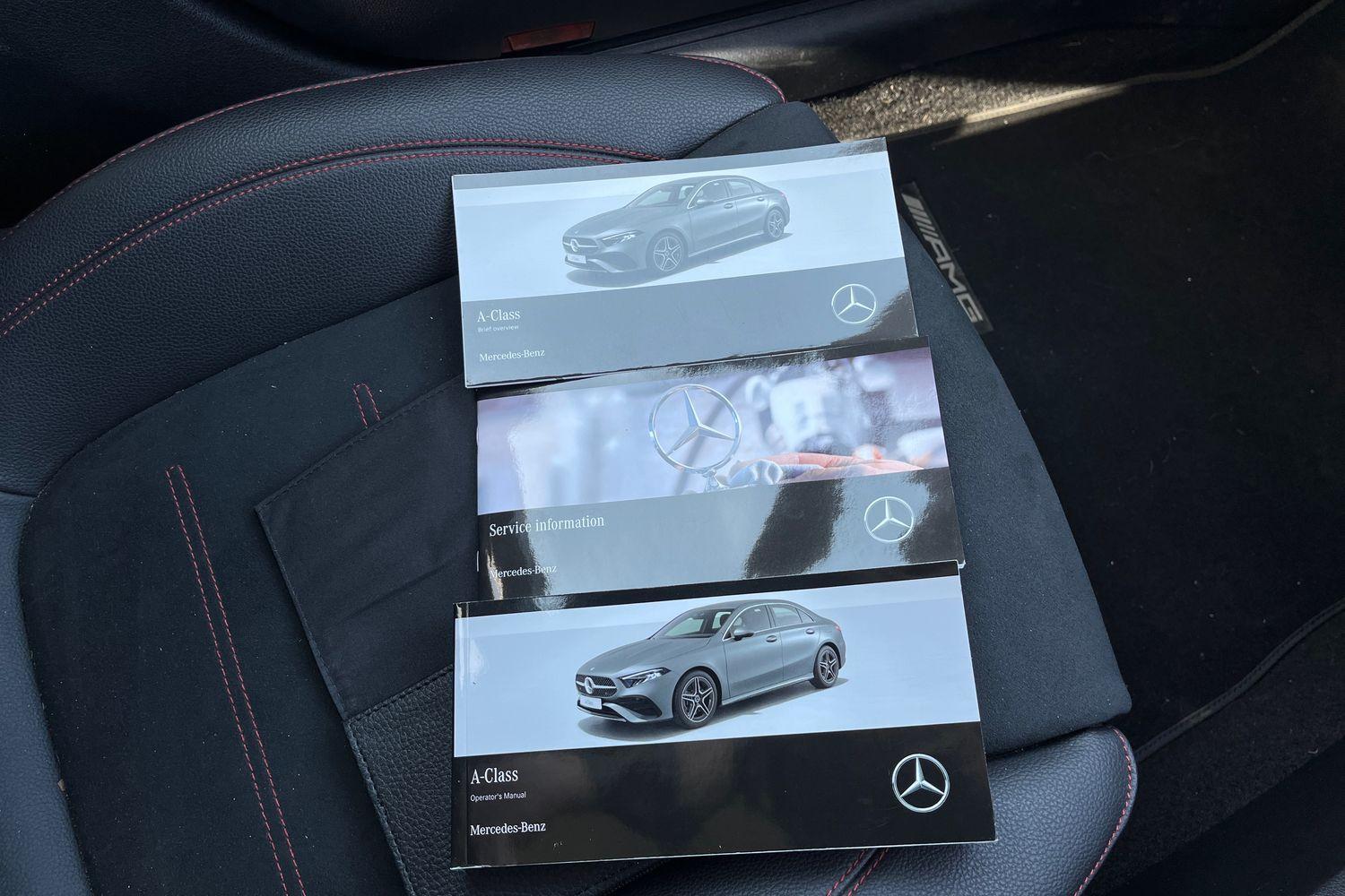 Mercedes-Benz A CLASS Photo 21