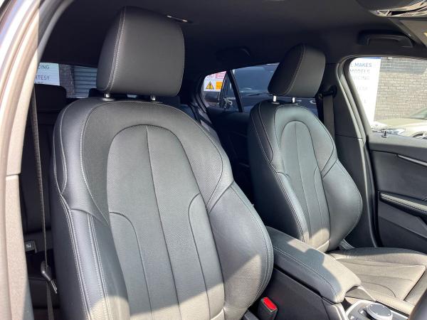 BMW 1 Series Photo autoimg-58f73b4236e63330d4c1f3ed8f4d6664d0b4711c.jpg
