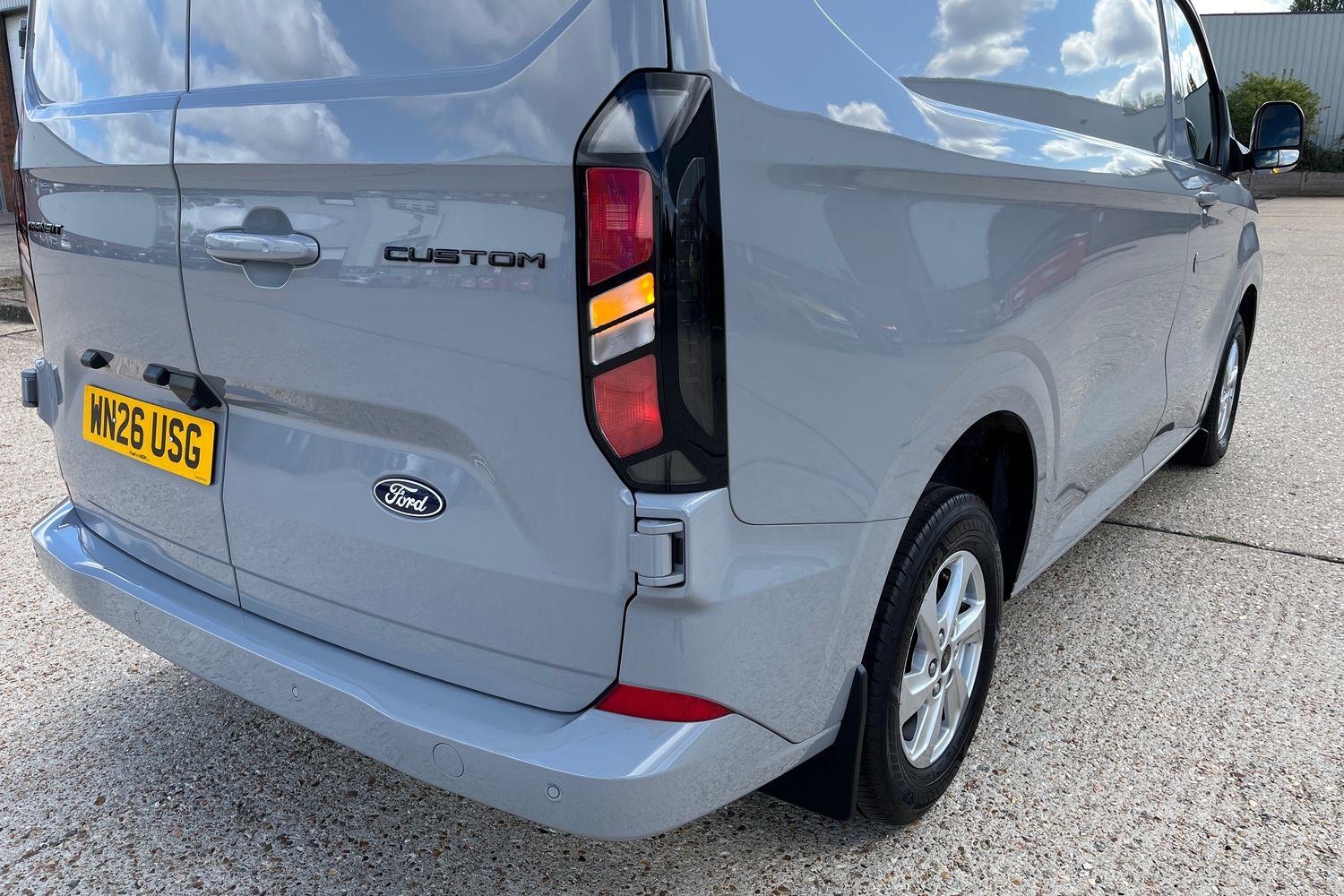 Ford TRANSIT CUSTOM Photo 38