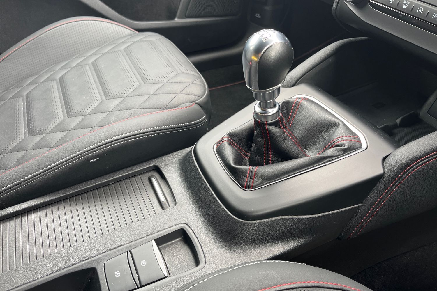 Ford FOCUS Photo 33