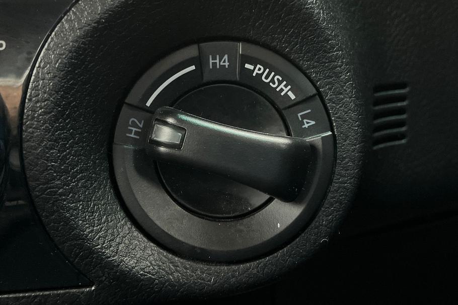 Used Toyota HILUX WD71GMY 27
