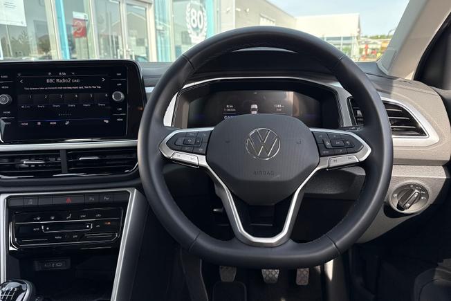 VOLKSWAGEN T-Roc Photo 11
