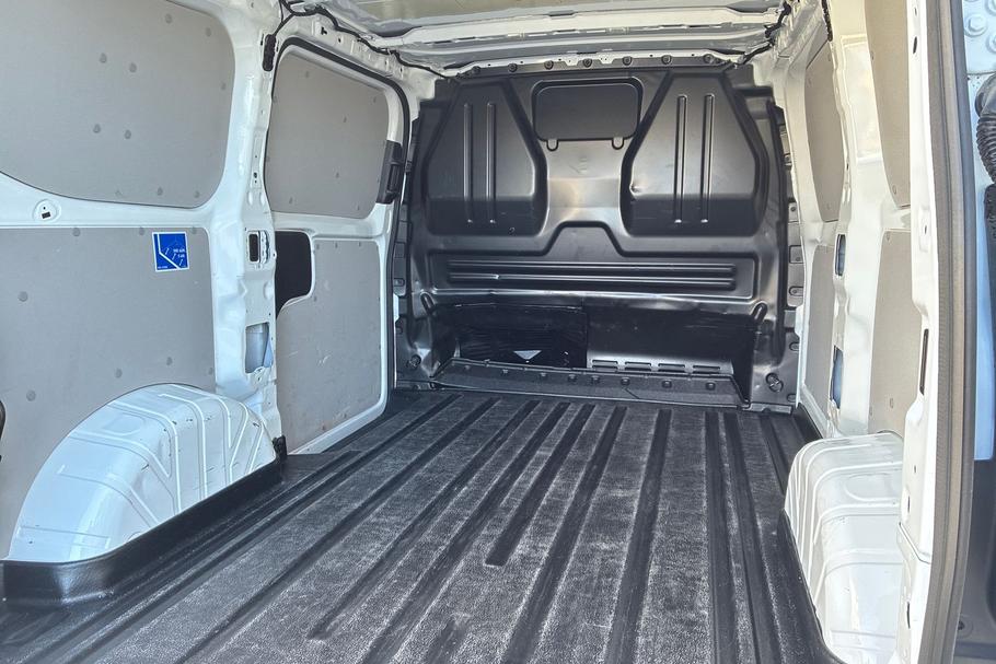 Used Ford TRANSIT CUSTOM WT24AFF 34