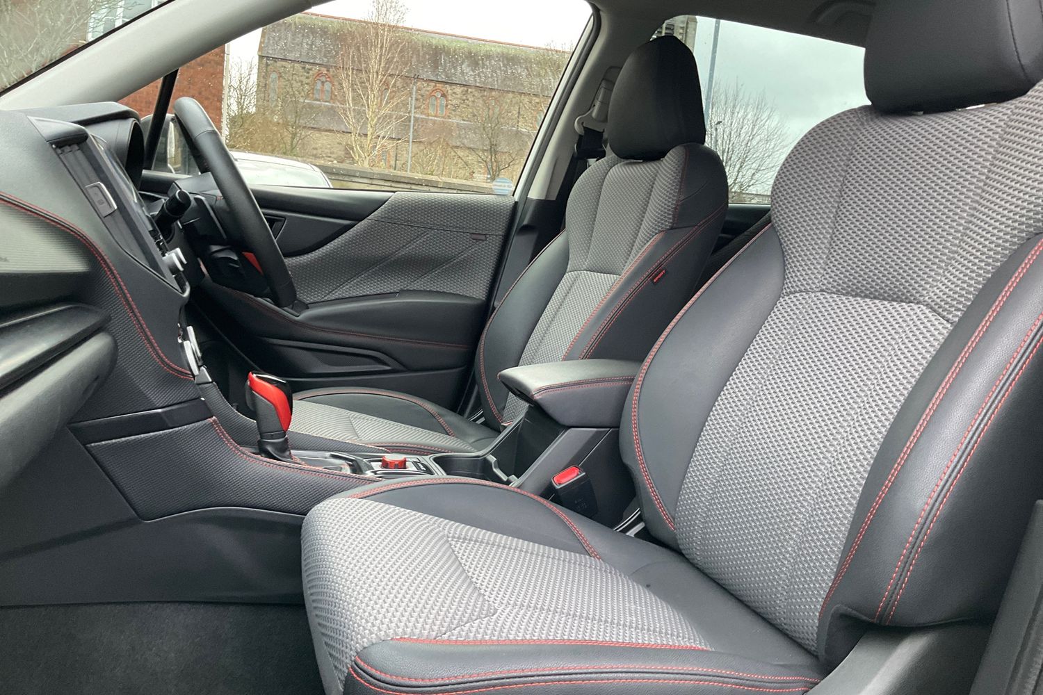 Subaru FORESTER Photo 18