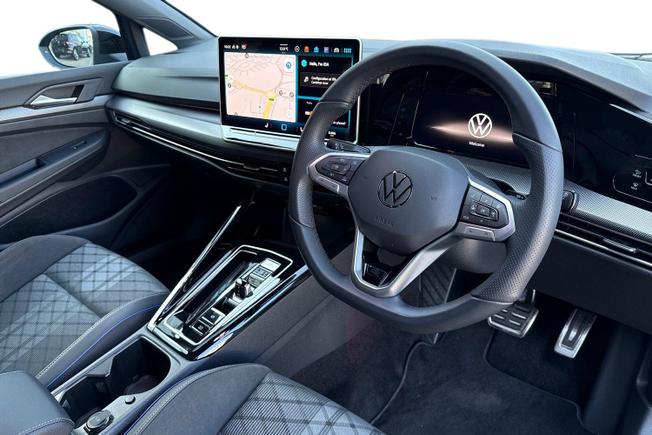 VOLKSWAGEN Golf Photo 6