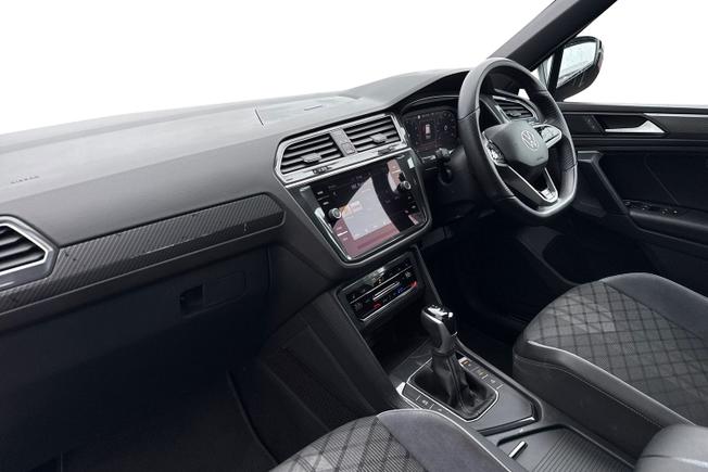 Volkswagen Tiguan Photo 2