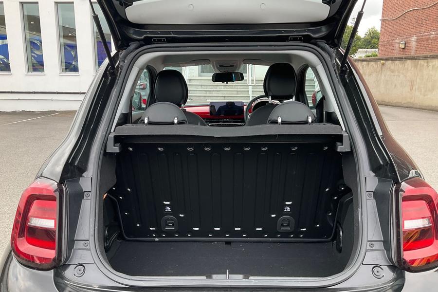Fiat 500e Photo autoimg-590660b140abcc7913c50f185bf7cc717fbcccf8.jpg