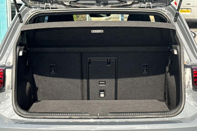 VOLKSWAGEN Golf Photo 12