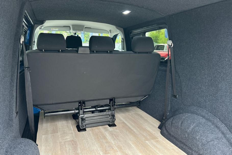 Used Volkswagen TRANSPORTER DV71OLJ 27
