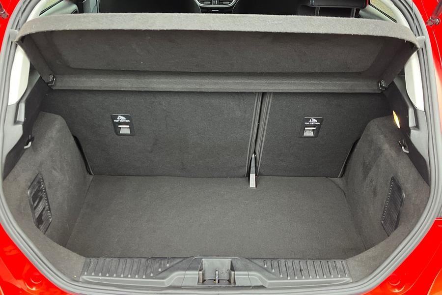 Ford FIESTA Photo autoimg-590ec8ae4232092632c278a9e8715bceafabf676.jpg