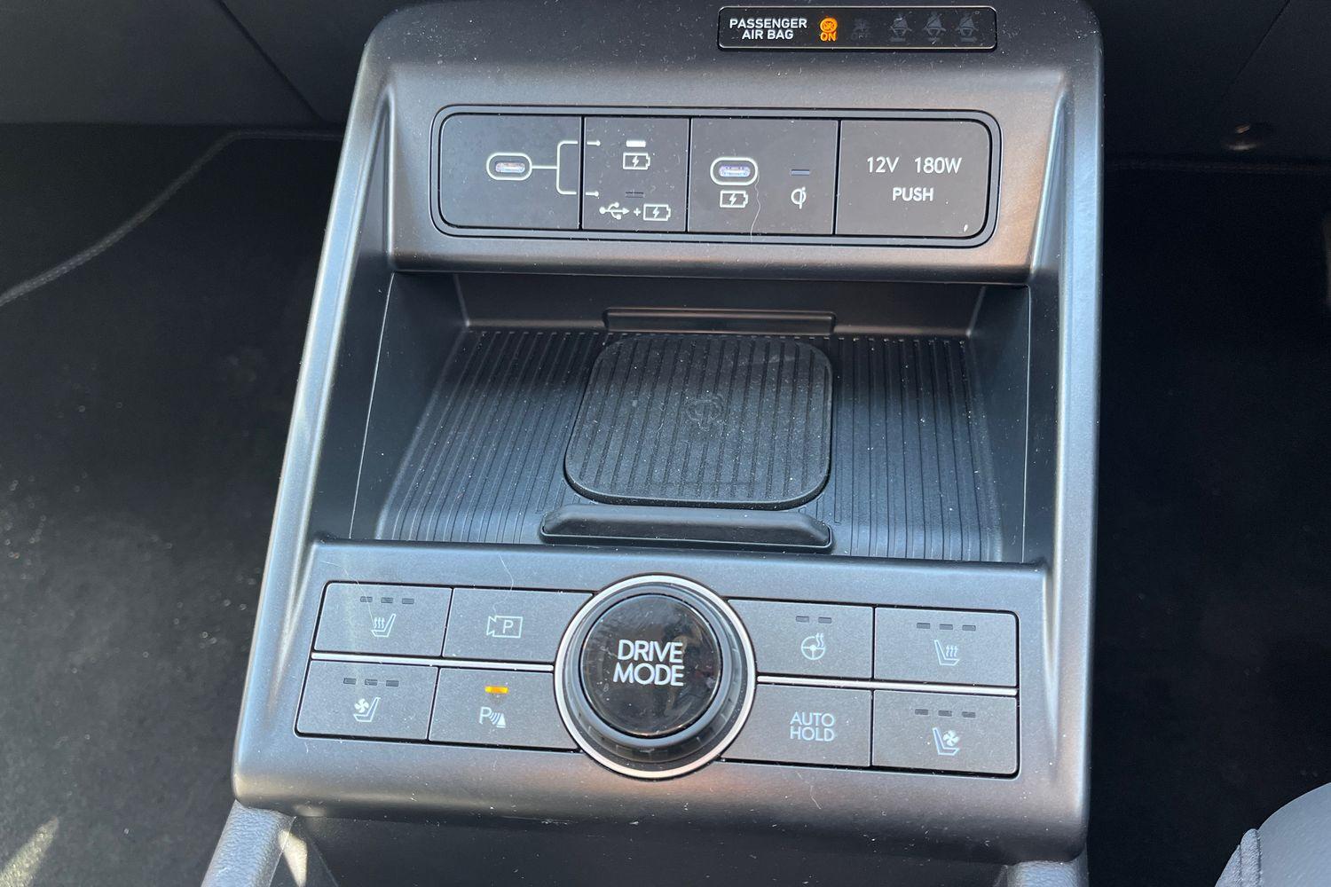 Hyundai KONA Photo 31