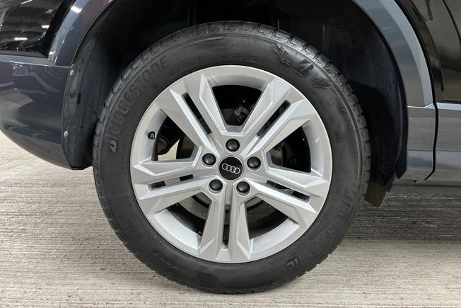 AUDI Q2 Photo 5