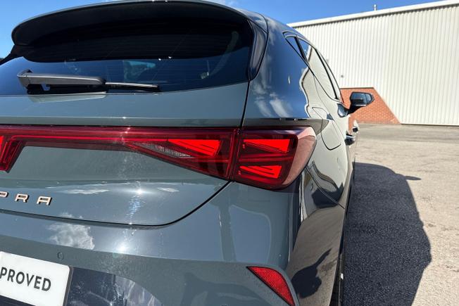CUPRA Leon Photo 18