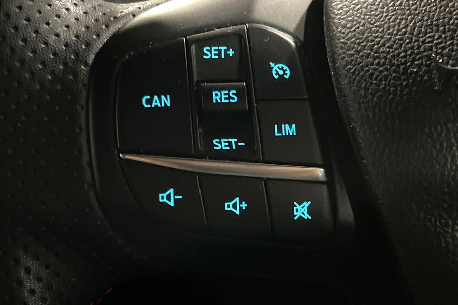 Ford FOCUS Photo autoimg-59161ed76cf5788e4fbfbe46bdb570b52a17a592.jpg