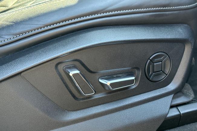 AUDI Sq8 Photo 30