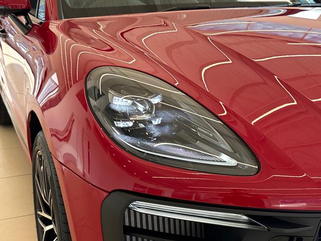 PORSCHE Macan Photo 20