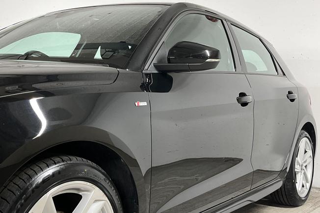 AUDI A1 Photo 30