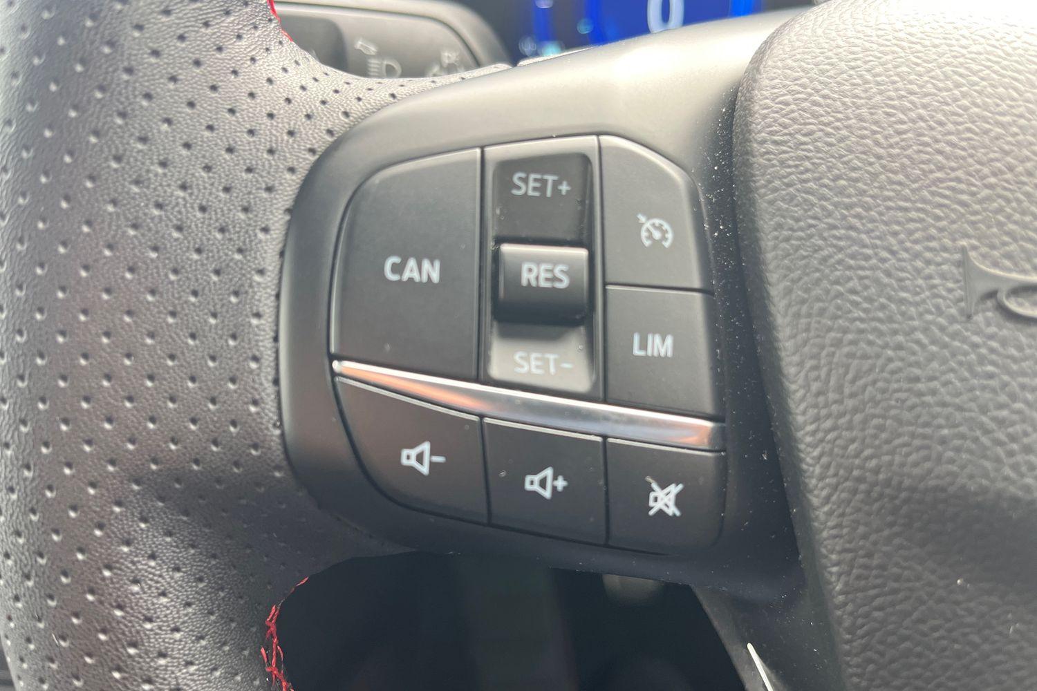 Ford Focus Photo 24