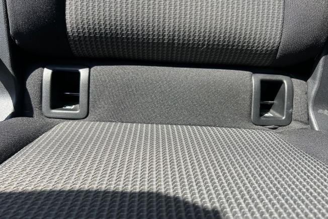 VOLKSWAGEN Transporter Photo 36