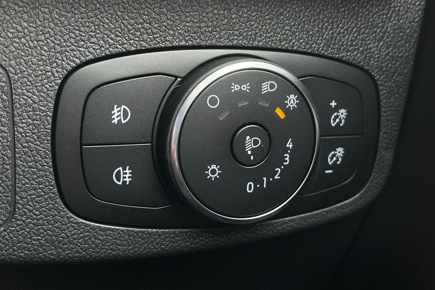 Ford FOCUS Photo 23