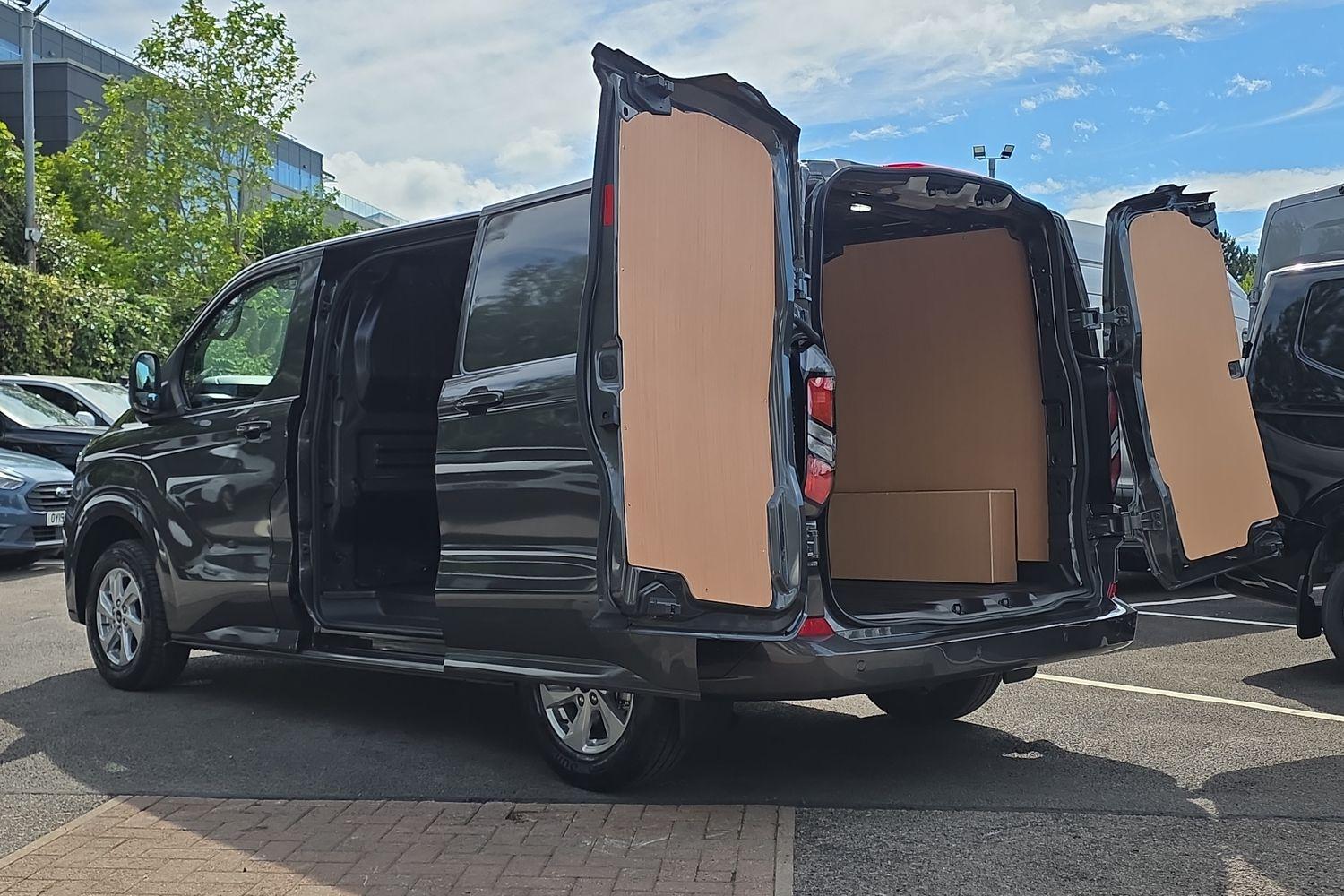 Ford TRANSIT CUSTOM Photo 6
