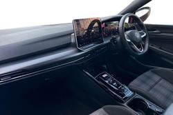 Volkswagen Golf Photo 2