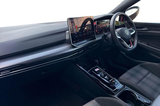 Volkswagen Golf Photo 2