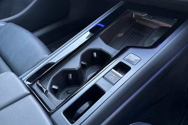 VOLKSWAGEN Passat Photo 23