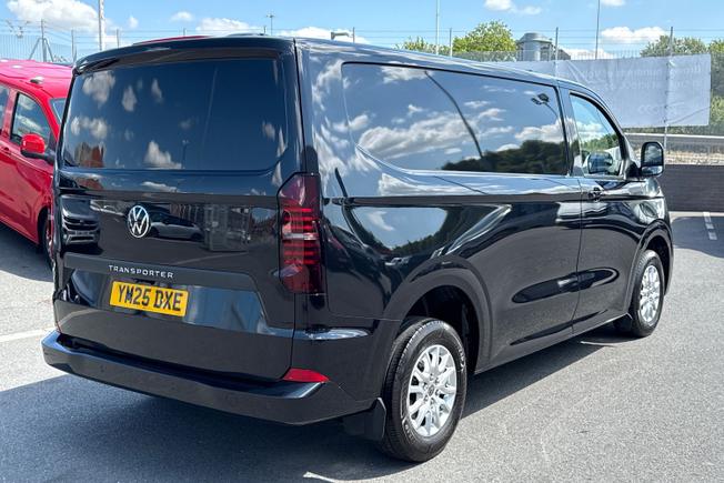 VOLKSWAGEN Transporter Photo 37