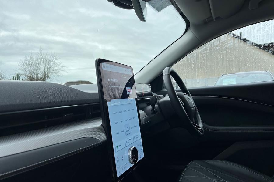 Ford MUSTANG MACH-E Photo autoimg-592d8c2b71b7963c488cad1baa0bb1ee1586f629.jpg