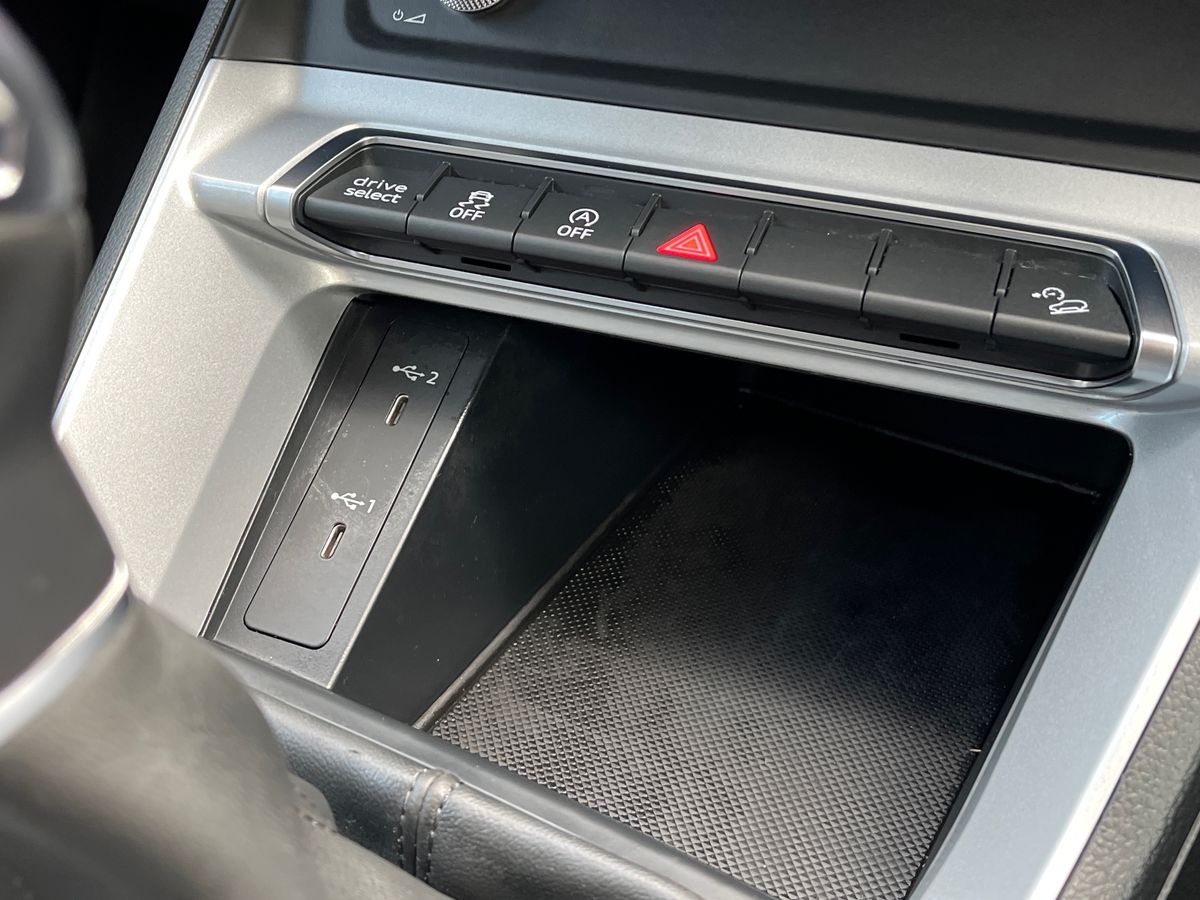 Audi Q3 Photo 31