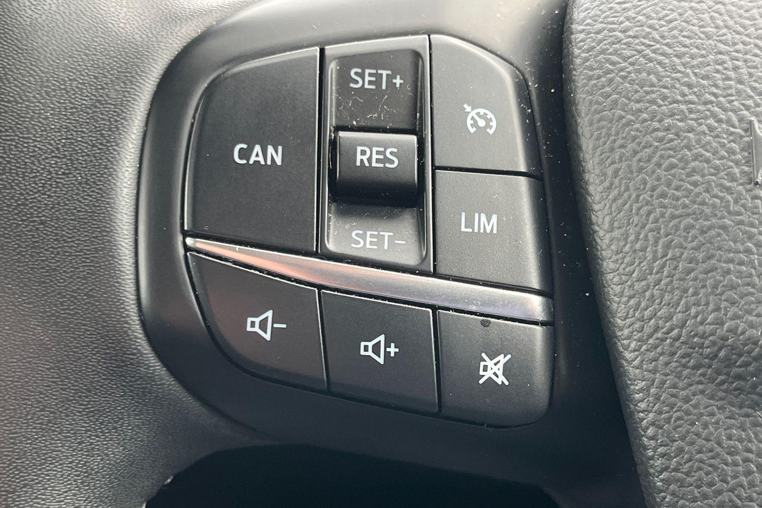 Ford FOCUS Photo 40