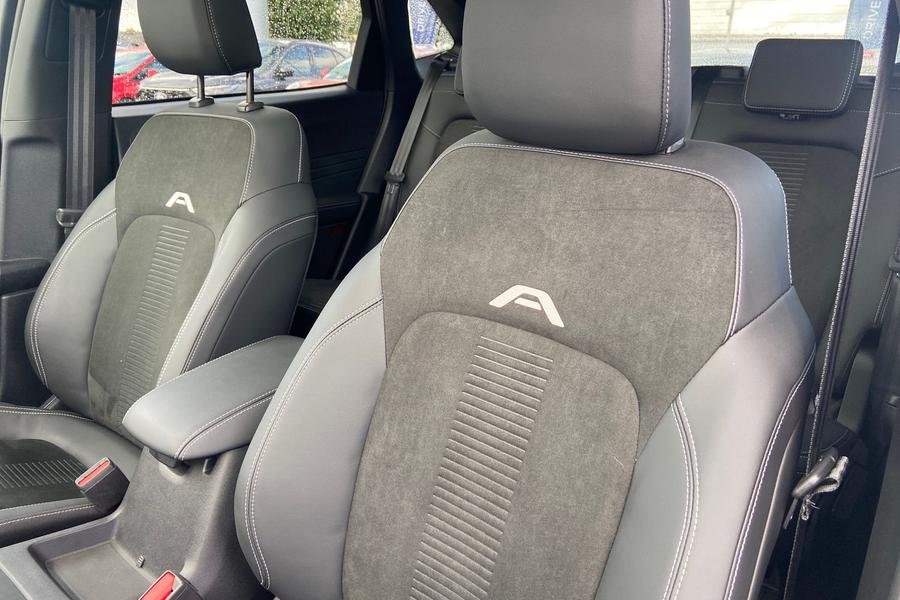 Ford KUGA Photo autoimg-5930237655e39a3c78f011d5b04a7fbe1c27cdc8.jpg