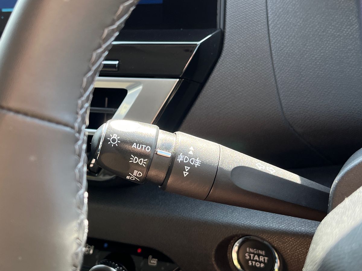 Citroen e-C4 Photo 40