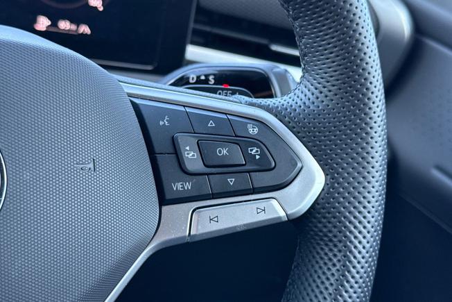 VOLKSWAGEN T-Roc Photo 17