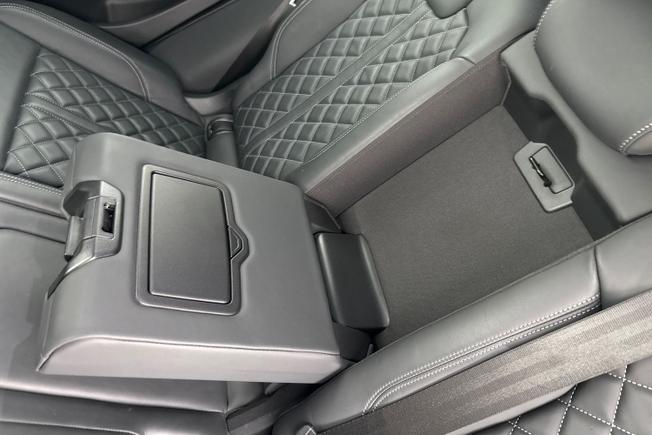 AUDI Q5 Photo 26